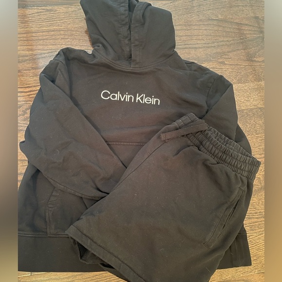 Calvin Klein Hoodie & Shorts Set - Picture 2 of 6